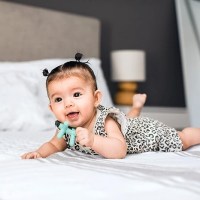 Little Pea_Boon Growl Μασητικό οδοντοφυίας_Ynicorn_Teal_Lifestyle1